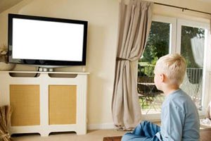 Дети дошкольного возраста смотрят телевизор более 23 часов в неделю, - исследование