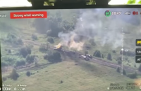 Українські військові показали, як "Байрактар" знищив Т-72 окупантів 