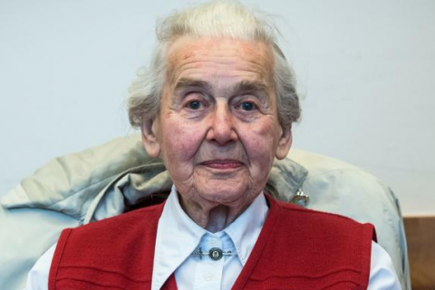 В Германии 89-летнюю женщину отправили в тюрьму за отрицание Холокоста