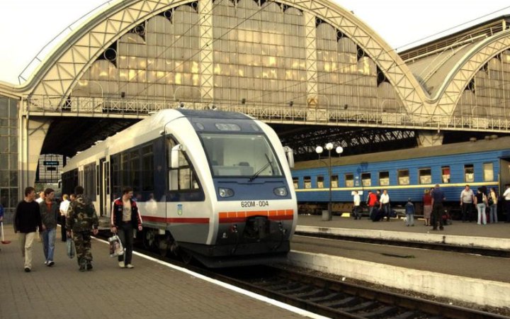 Екскерівника “Львівської залізниці” підозрюють у зловживанні на понад 31 млн грн