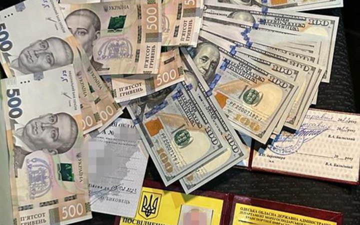 Голова Одеської ОВА звільнив підозрюваного в вимаганні грошей заступника