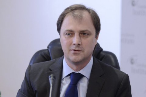 Куратор международных закупок увольняется из Минздрава