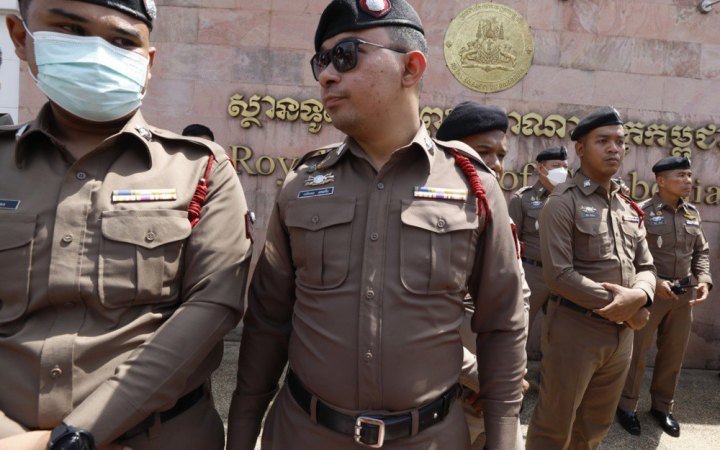 Таїланд закрив кордон для туристів після зіткнень з Камбоджею