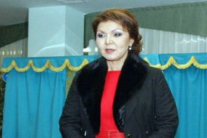 Дочь Назарбаева возглавила парламентский комитет