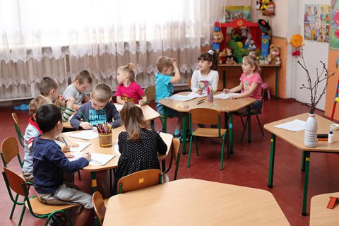 У КМДА заявили, що в середньому по Києву немає дефіциту місць у дитсадках