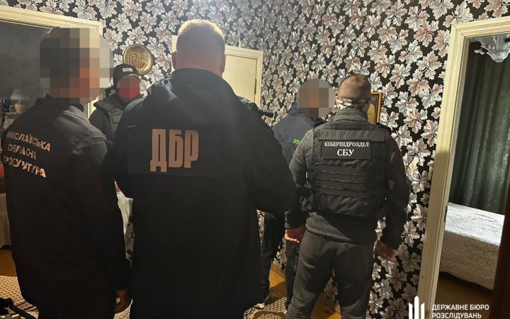 У Миколаєві затримали інспектора СІЗО, який закликав росіян вбивати українських військових