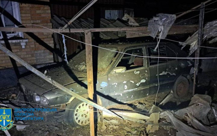 На Нікопольщині внаслідок ворожих обстрілів поранені 3 людини, пошкоджено 18 приватних будинків