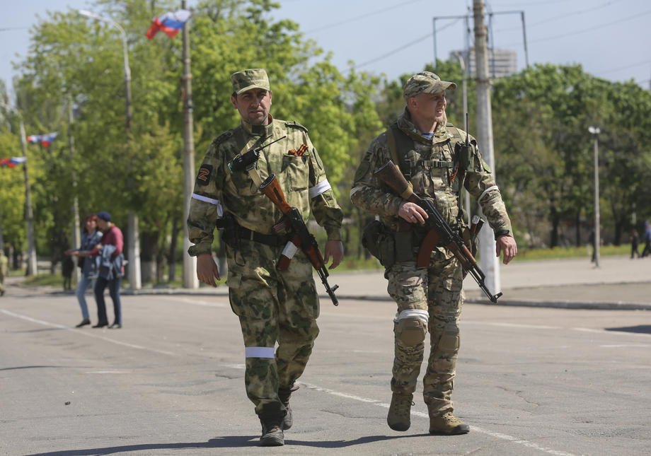 Patrol in Mariupol on 9 May 2022.