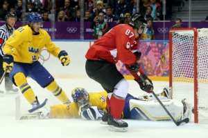 Канада разгромила Швецию в хоккейном олимпийском финале