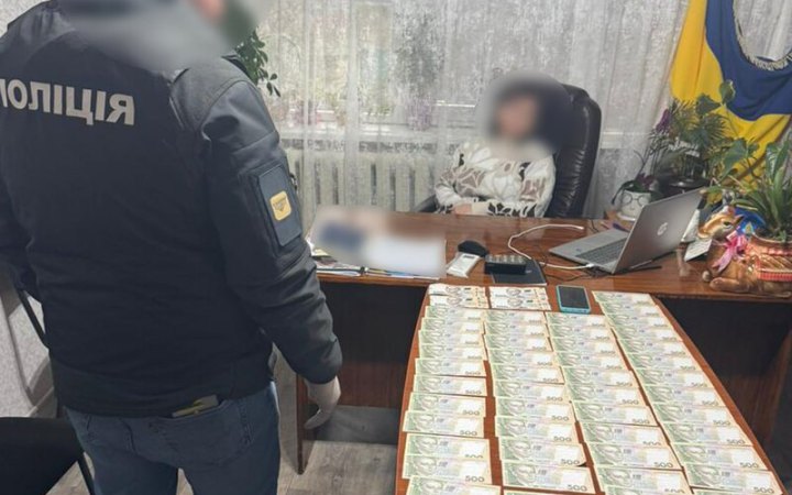Правоохоронці ліквідували понад 30 схем корупції та ухилення від служби
