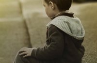 Мешканку Тернополя засудили до 7,5 років позбавлення волі за те, що вона пошкодила око дитині заради соцвиплати