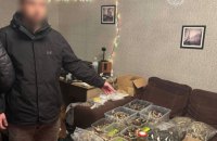 ​У Києві викрили торгівця шоколадом з психотропними грибами 