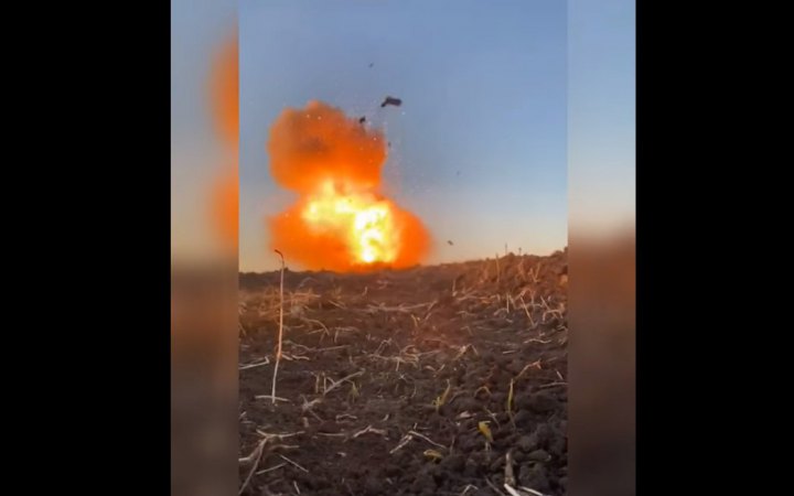 Січеславські десантники оприлюднили відео знищення ворожої техніки