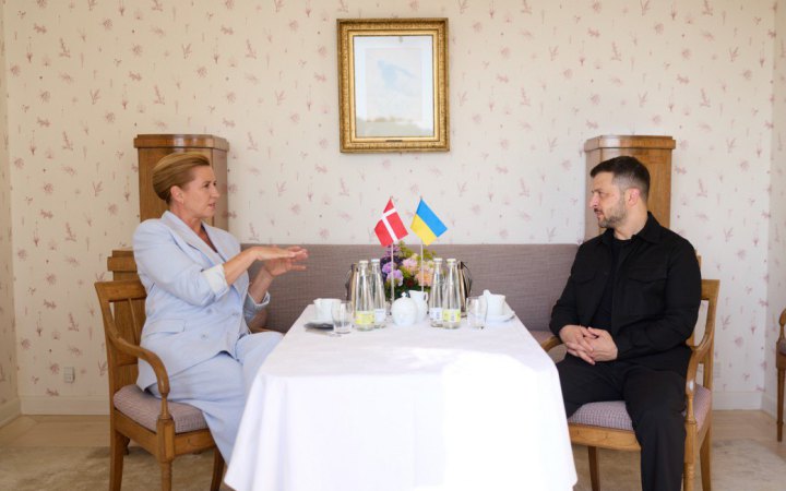 Зеленський і прем’єрка Данії обговорили розширення данської моделі фінансування української «оборонки»
