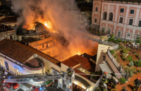 У Неаполі згорів театр «Саннадзаро», відкритий у XIX ст. 