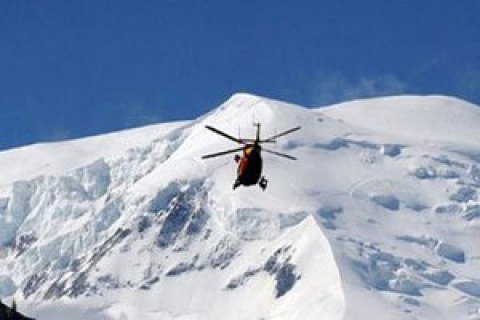 На курорті Куршавель розбився вертоліт, загинуло дві людини
