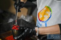 В Україні створять систему фудбенкінгу: нереалізовану їжу передаватимуть на благодійність