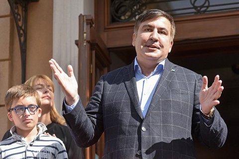 Саакашвили находится в Украине незаконно, но оснований для его задержания нет, - МВД