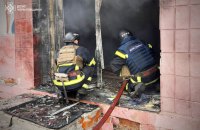 На Чернігівщині російський дрон влучив у магазин. Загинула людина