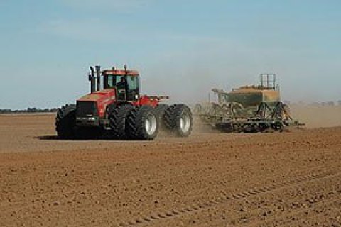 Росія знищує в Україні сільськогосподарську техніку, це може призвести до гуманітарної кризи, - ГУР