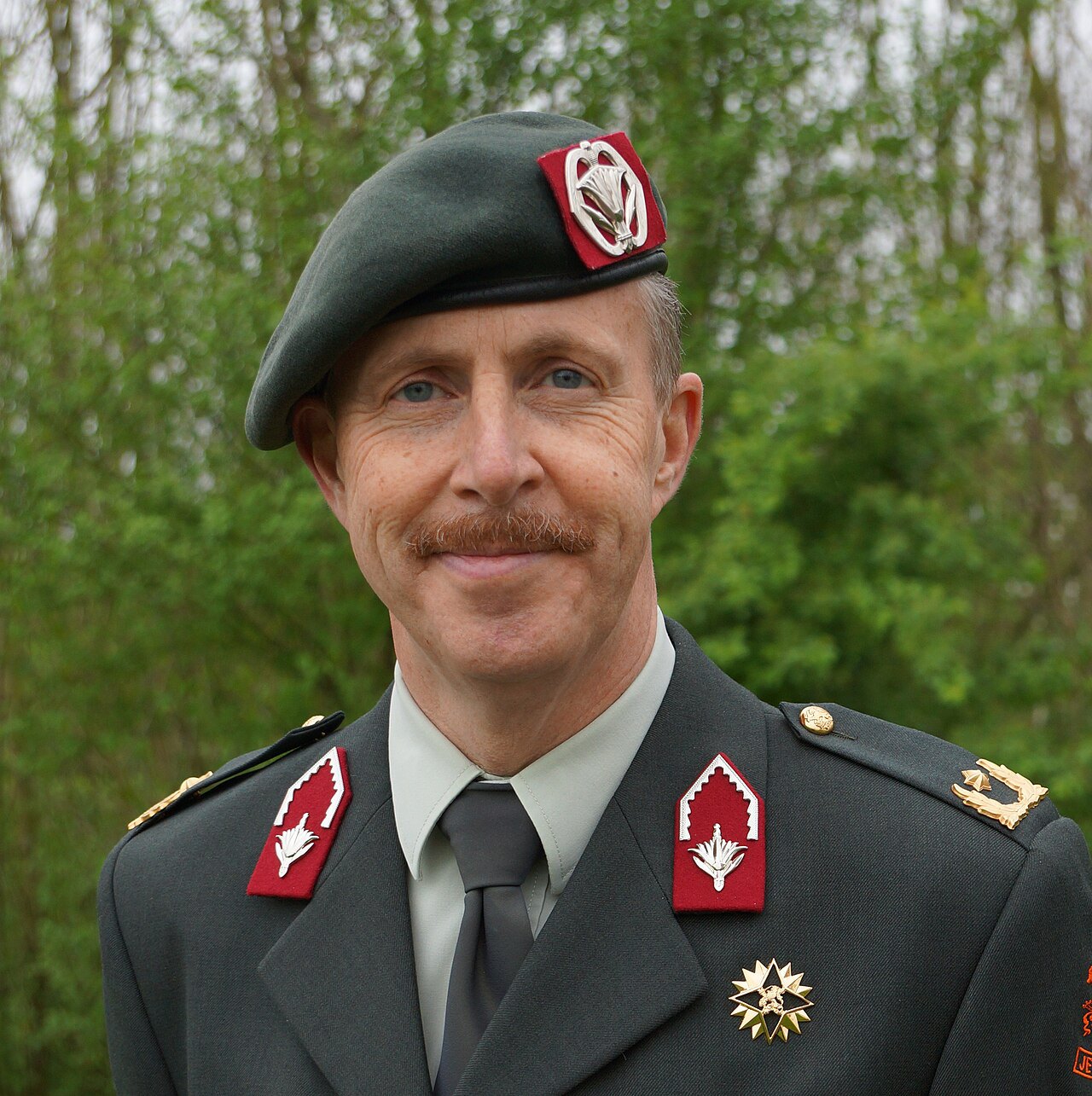 Бригадний генерал у відставці Ганс Дамен