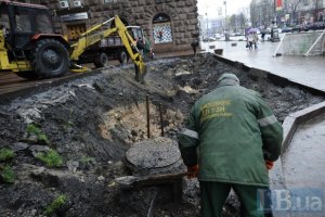 У Попова з-перед ноча поцупили ялинки