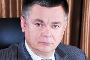 Янукович представит Генштабу нового министра обороны