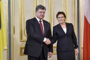 Польща дасть Україні €100 млн (оновлено)