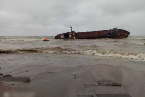 Капітану танкера Delfi повідомили підозру через порушення правил безпеки руху