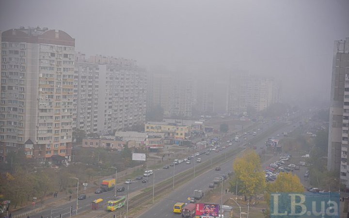 ​У Києві через пожежі в області знову погіршилась якість повітря