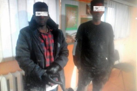 Прикордонники зі стріляниною затримали двох сомалійців на кордоні з Угорщиною