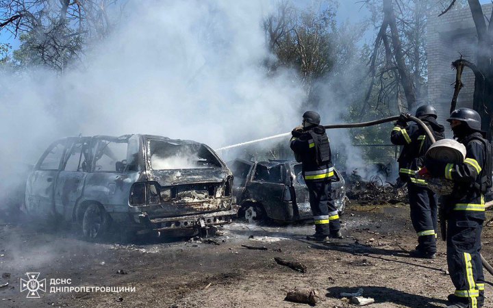 Росіяни вдарили по Васильківській громаді на Дніпропетровщині, є загиблі (оновлено)
