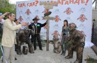 В Казахстане открыли памятник фразе "Где-где? В Караганде!"