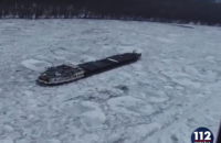 На Дунаї в Румунії замерз корабель з екіпажем на борту