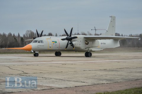 Новий транспортний Ан-132D дебютує на Le Bourget