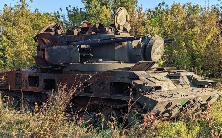 Знищені техніка, склади з боєприпасами і живою силою росіян, відбиті ворожі атаки, – Генштаб про ситуацію на фронті