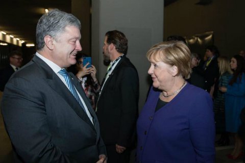 Порошенко зустрівся з Ангелою Меркель
