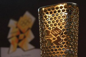 В олимпийском факеле сделали восемь тысяч дырок