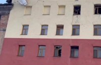 Ворожий "шахед" пошкодив виробничий цех фабрики "Roshen", є загибла та поранені