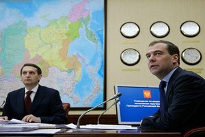 Избирательной кампанией "Единой России" займется Сергей Нарышкин
