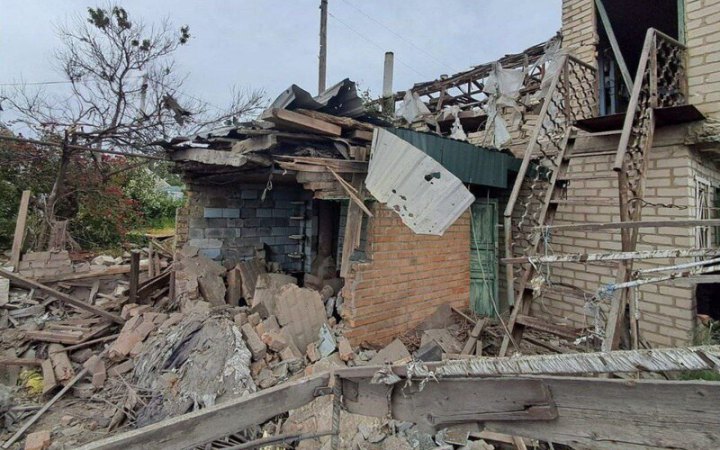 Росіяни 10 разів атакували Нікопольський район, є постраждала