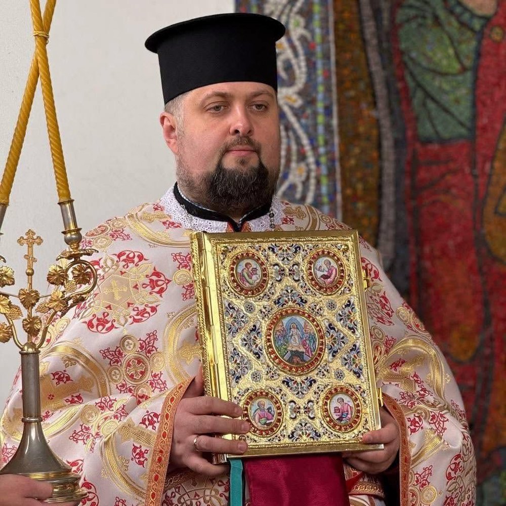 Протоієрей ПЦУ Петро Політило