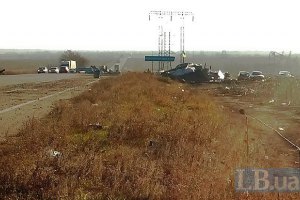 Один військовий загинув і трьох поранено на українському блокпосту біля Донецька