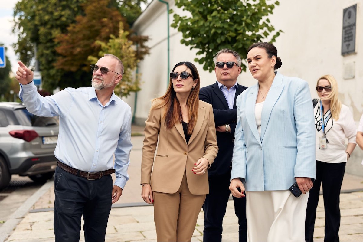 Laura Loomer during the visit of Kyiv 