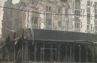 У Покровську на Донеччині ракети влучили у будинки, є жертви, десятки поранених (оновлено)