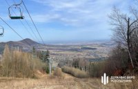 На Буковині викрили схему незаконного продажу 6 га лісу біля гірськолижного курорту 