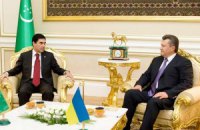 ​Янукович доволен результатами переговоров с Бердымухамедовым