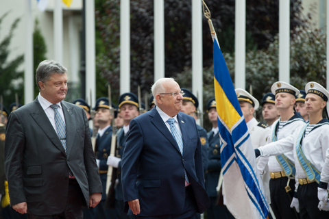 Президент Ізраїлю перервав візит до України через смерть Шимона Переса