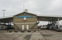 Прикордонники відбили напад бойовиків на пункт пропуску "Ізварине" в Луганській області