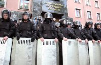 Аваков намерен заменить 20 тыс. милиционеров на Донбассе